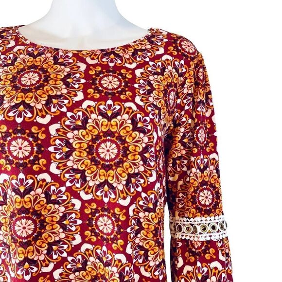 Harlow & Rose Long Sleeve Shift Dress - Picture 3 of 10